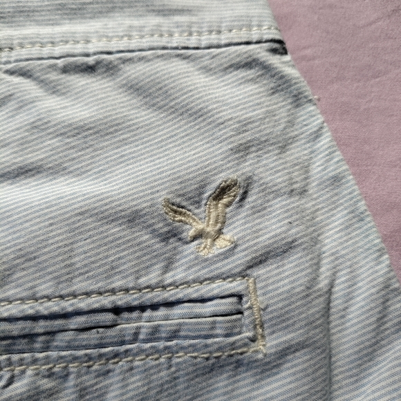 AEO stripped light blue shorts extreme flex classic fit lightweight 30 waist - Picture 13 of 14